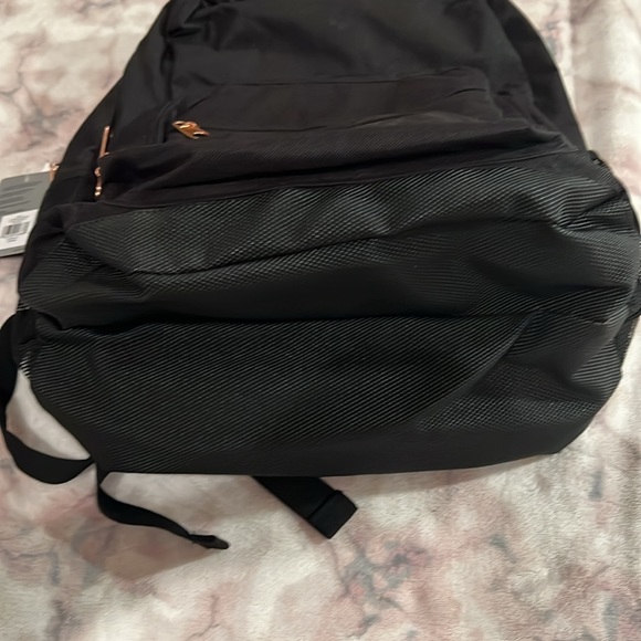 Backpack - Picture 2 of 10